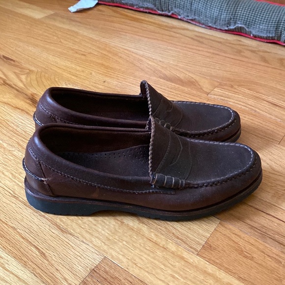 Allen Edmonds Other - Allen Edmonds Loafers with Vibram soles